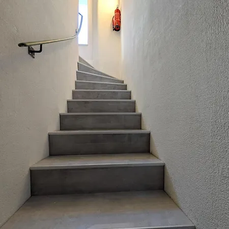 Renovated With Hottub La Neuveville