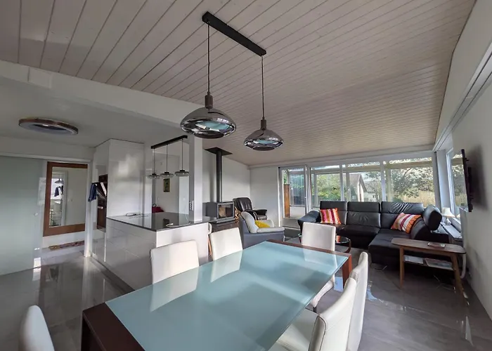 Renovated With Hottub