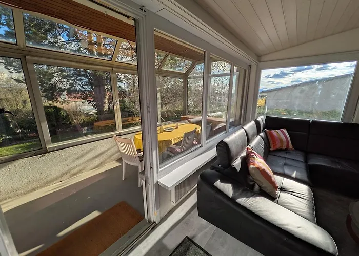 Renovated With Hottub La Neuveville